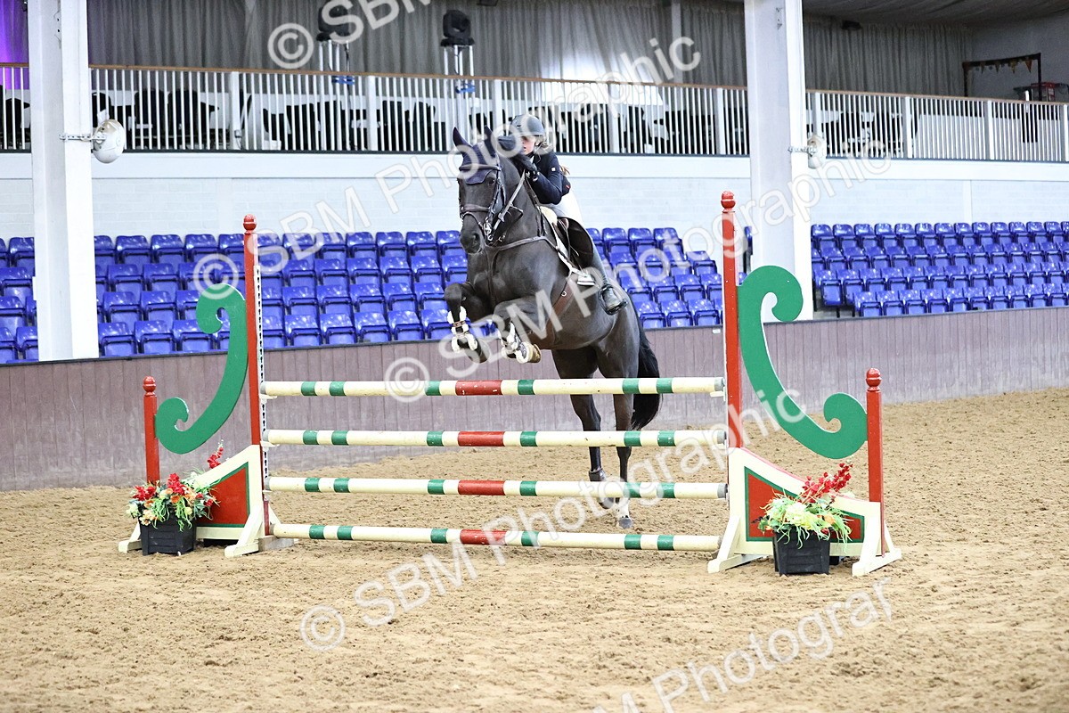 SBM_006325 - Class 16 - Senior Newcomers - 1.10m Open