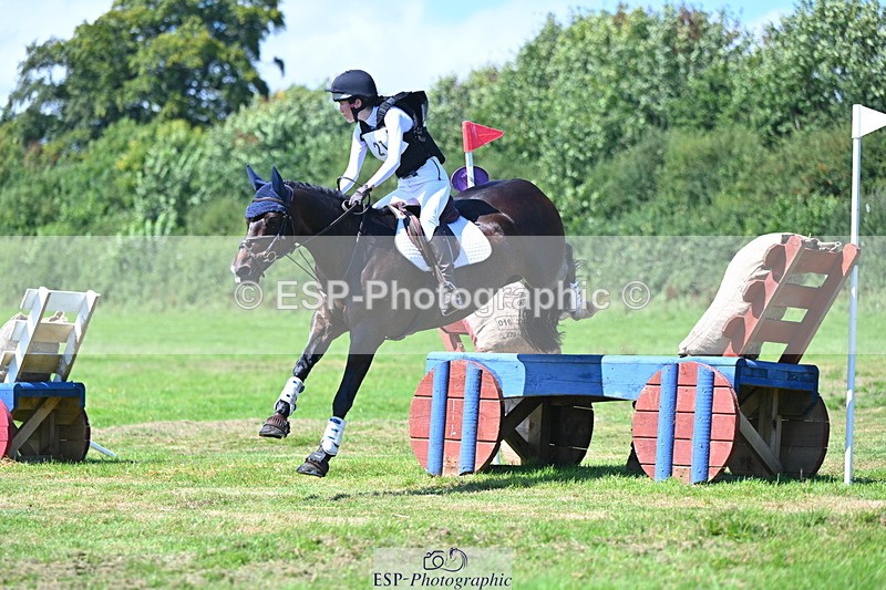 240811A-122946-02755 - 021