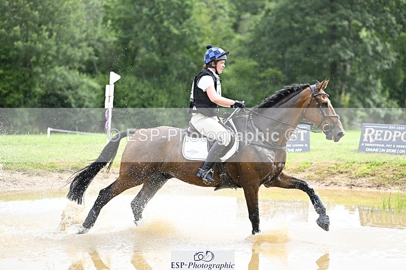 240804-112337-12013 - 412-Tilly_Swanton-QUINTUS_GRANDIA_Z