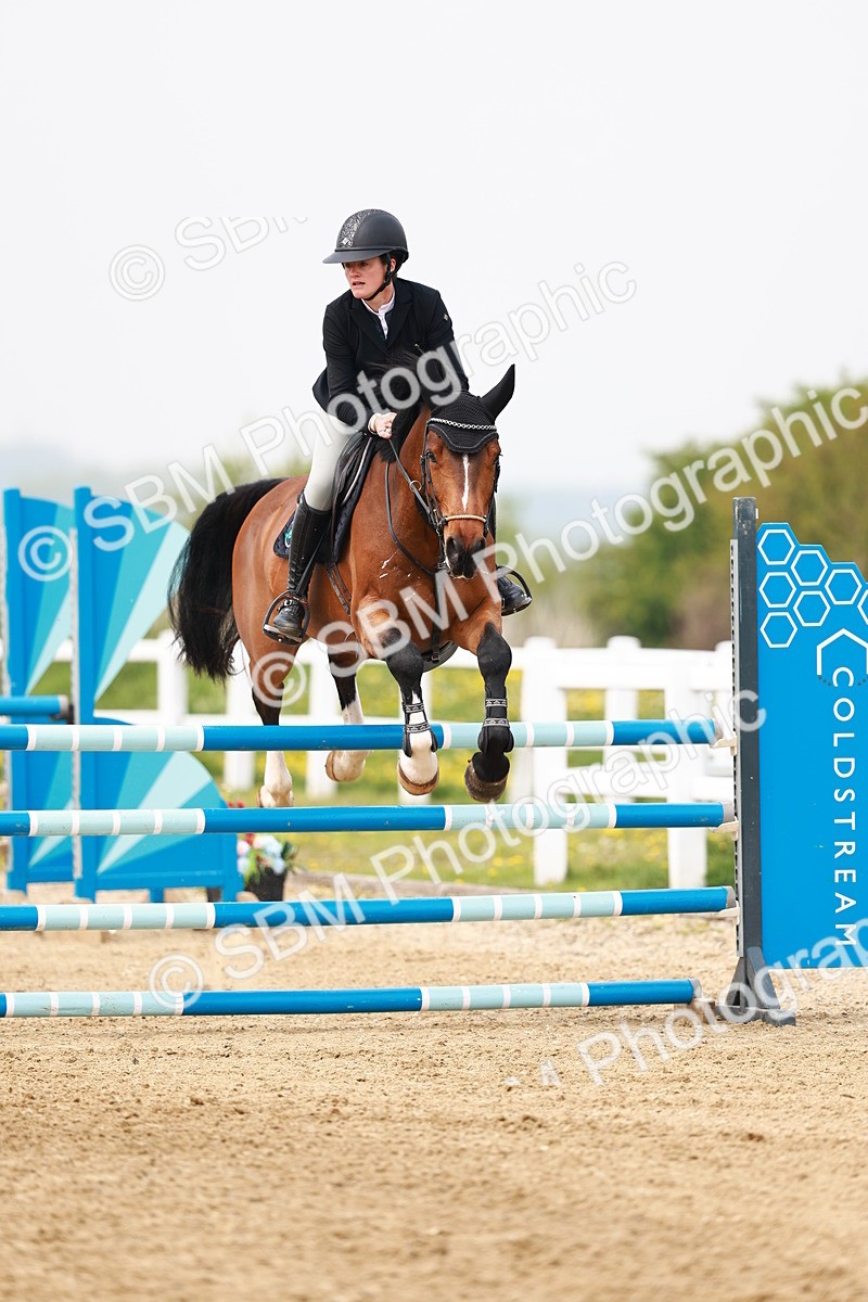  - Class 18 - Senior Newcomers - 1.10m