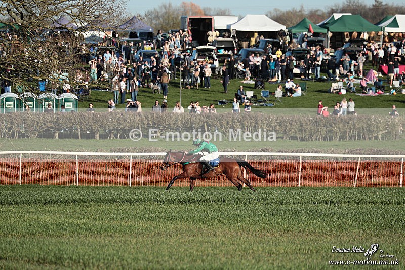 PtP 210326 1365 - VWH Cirencester Races 21/03/26