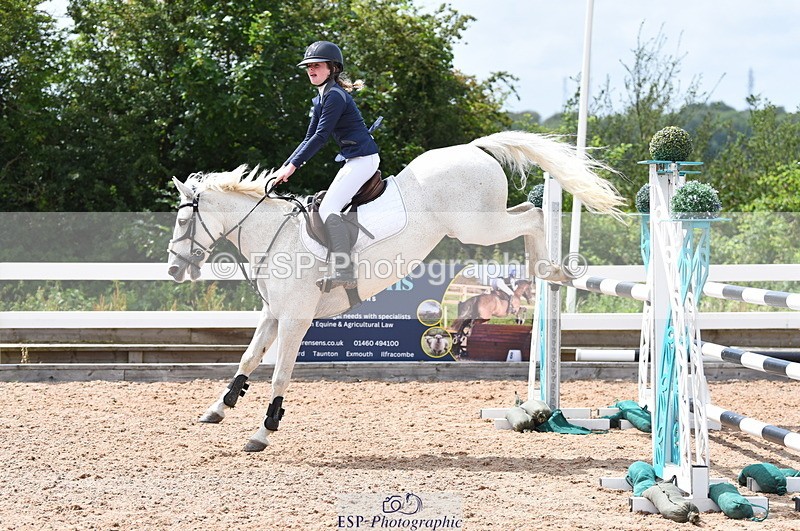 230715A-150830-01645 - Cls 7 1.15m Members Cup