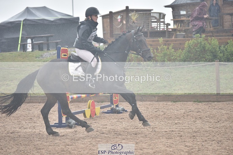 250830-144908-03703 - G-323-Fleur.Jackson