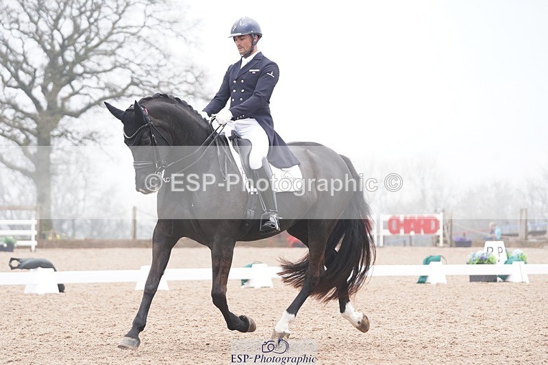 250404-092414-04017 - 022-Jezz.Palmer-Romanno.Weltino