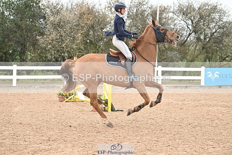 240406A-161618-04360 - Cls 17 National 1.30m Open