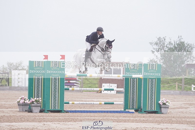 240720A-101836-14029 - Cls 3, 3 Star Small Tour 1.40m