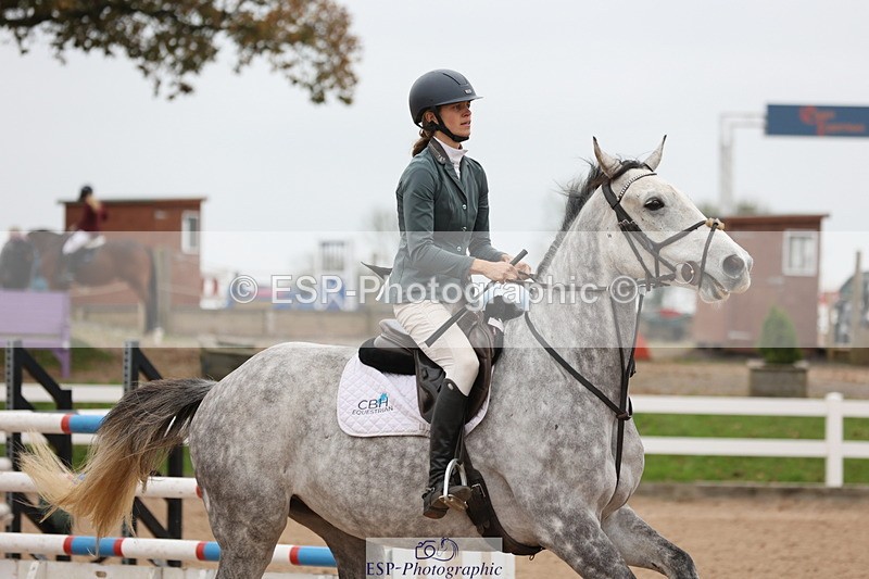 241101A-132427-02075 - FRI Cls 6 Foxhunter and 1.20m Open