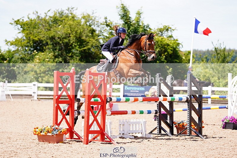 240629A-122838-05342 - Cls 18 Newcomers and 1m Open