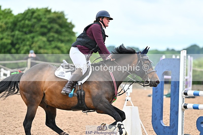 240608A-091810-01940 - Cls 1 Snr British Novice and 90cm Open