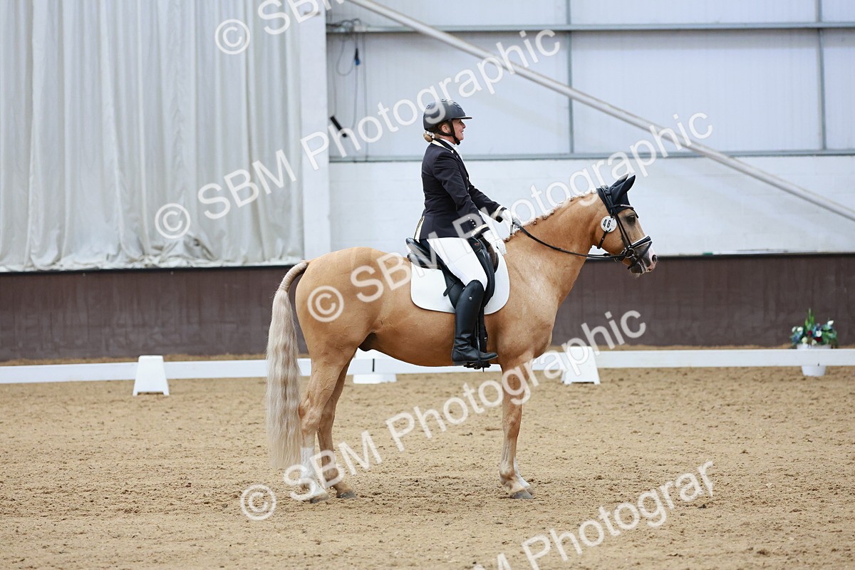 SBM_009867 - Class 6b - Novice 6 - 12.40-13.43