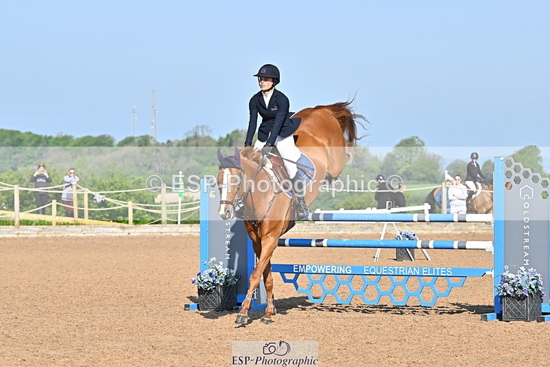 240509A-090433-00421 - Cls 8 Foxhunter