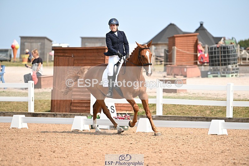 250816-134148-04893 - 080-Elizabeth.StoneZiggy