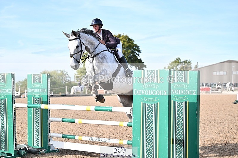 251001-145501-00504 - Cls 6 Foxhunter and 1.20m Open