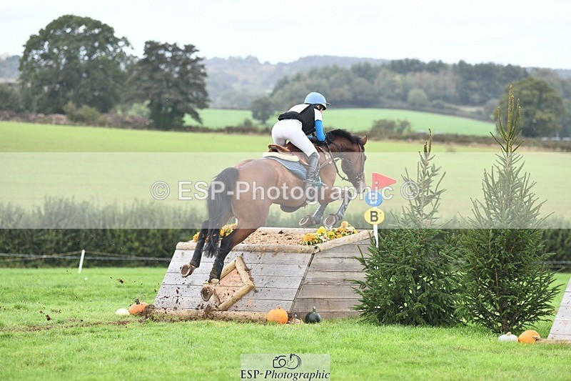 231020-130139-08860 - 070-SLIGO.CASTLE.JACOMAR-Veera.Peltokangas-XC