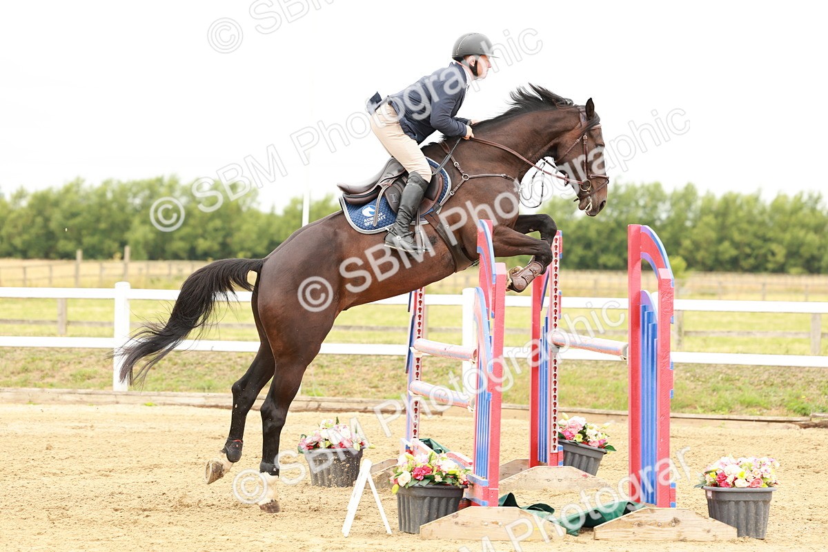 SBM_016793 - Class 20 - Senior Newcomers - 1.10m