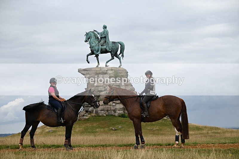 DSC_5944 - Time at Statue 12:17 to 12:44