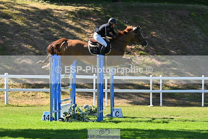 260704A-164708-16251 - Cls 33 Snr Fox Jump Off and Pres