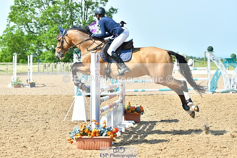 230609A-103921-00138 - Cls 1 Snr 1.05m & 1.10m Open