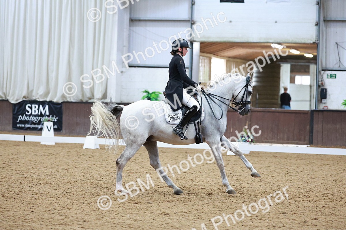 SBM_020951 - Class 13 - FEI INT I - 16.26-17.14