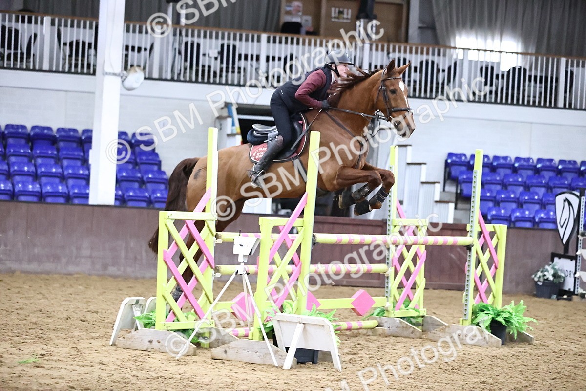 SBM_005744 - Class 17 - Senior Newcomers 1.10m