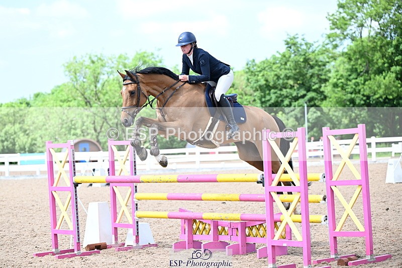 240605A-150302-00873 - Cls 4 Newcomers and 1.10m Open