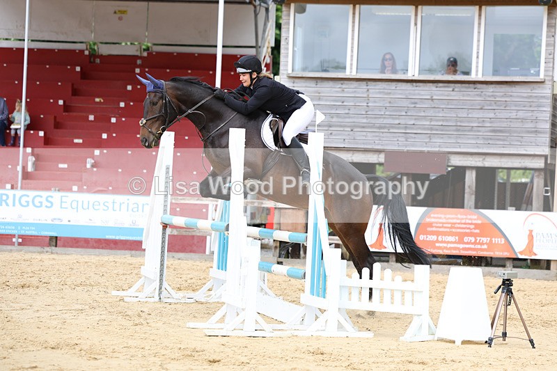 3E7A5407 - Class 11: 1m open