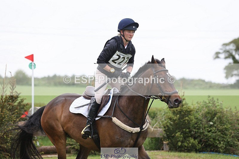 240525-154818-17115 - 227-FIREBALL_III-Oda_Christine_Lippestad