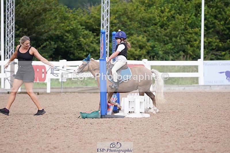 240809A-111052-00716 - Showjumping Competition