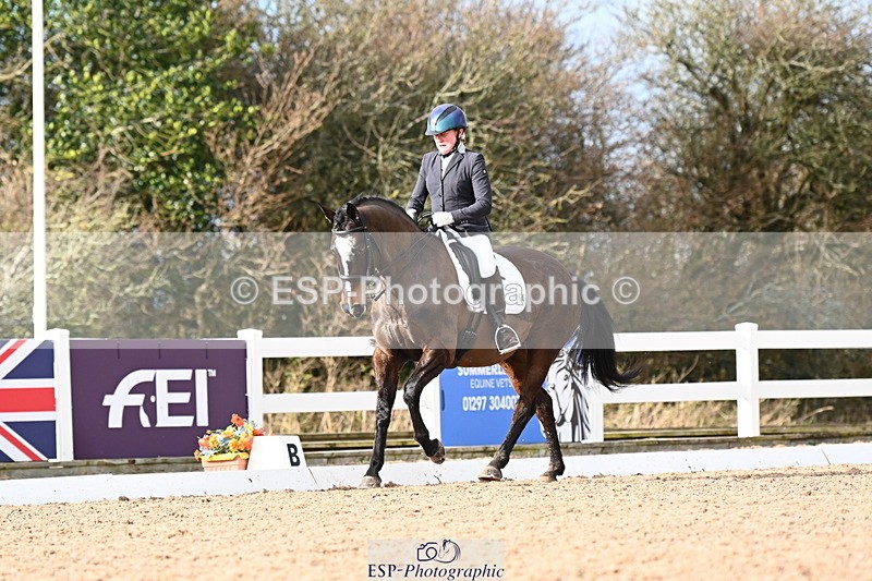 240218A-143635-08689 - 184-jeanette.male-Langaller.Future.Star