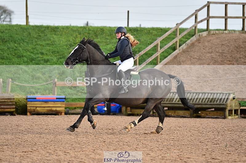 231118A-111634-01227 - Cls 20+21 Club and Schools 80cm