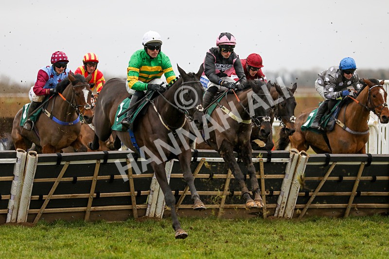 110124-Race 4-Hasthing-5030 - Race 4