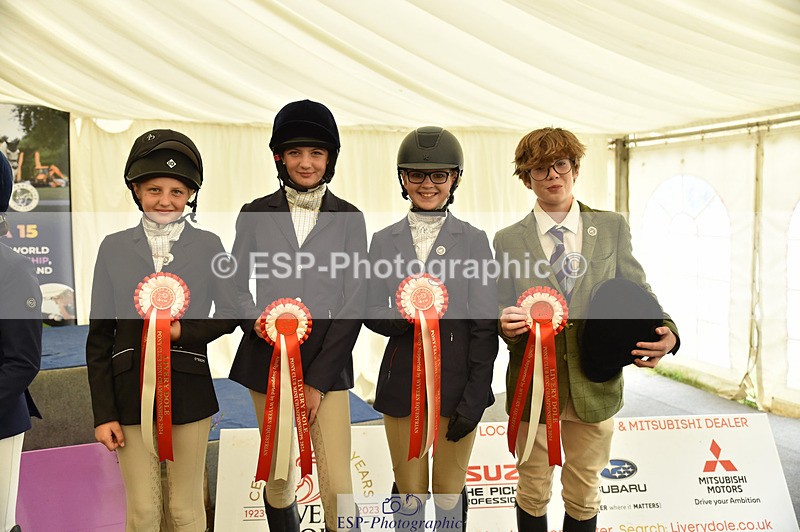 240823X-171134-20042_70cm Presentations - 079-795-9258