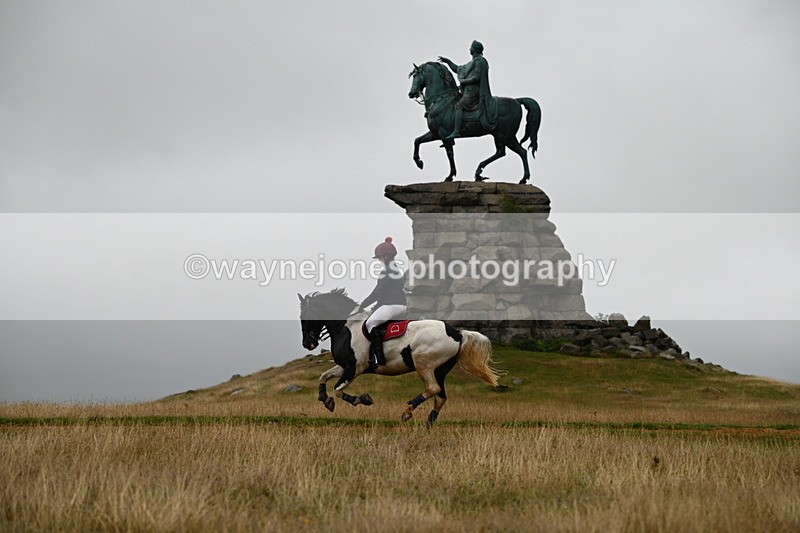 DSC_1675 - Time at Statue 12:13 to 12:32