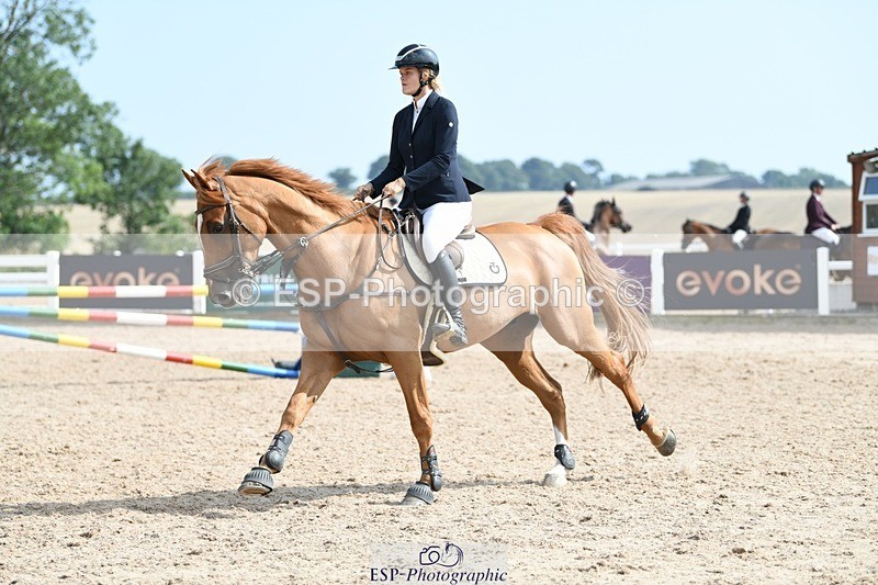 250725-162650-03916 - Cls 10 1.05m Amateur Quali