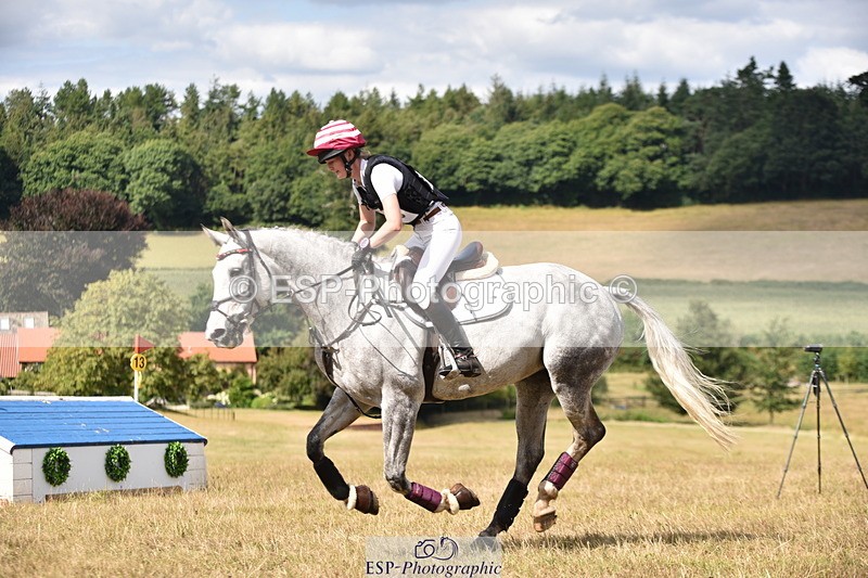 250802A-155052-07119 - G-308-Alice.Sandiford-OMALLEYS.GALWAY.GIRL
