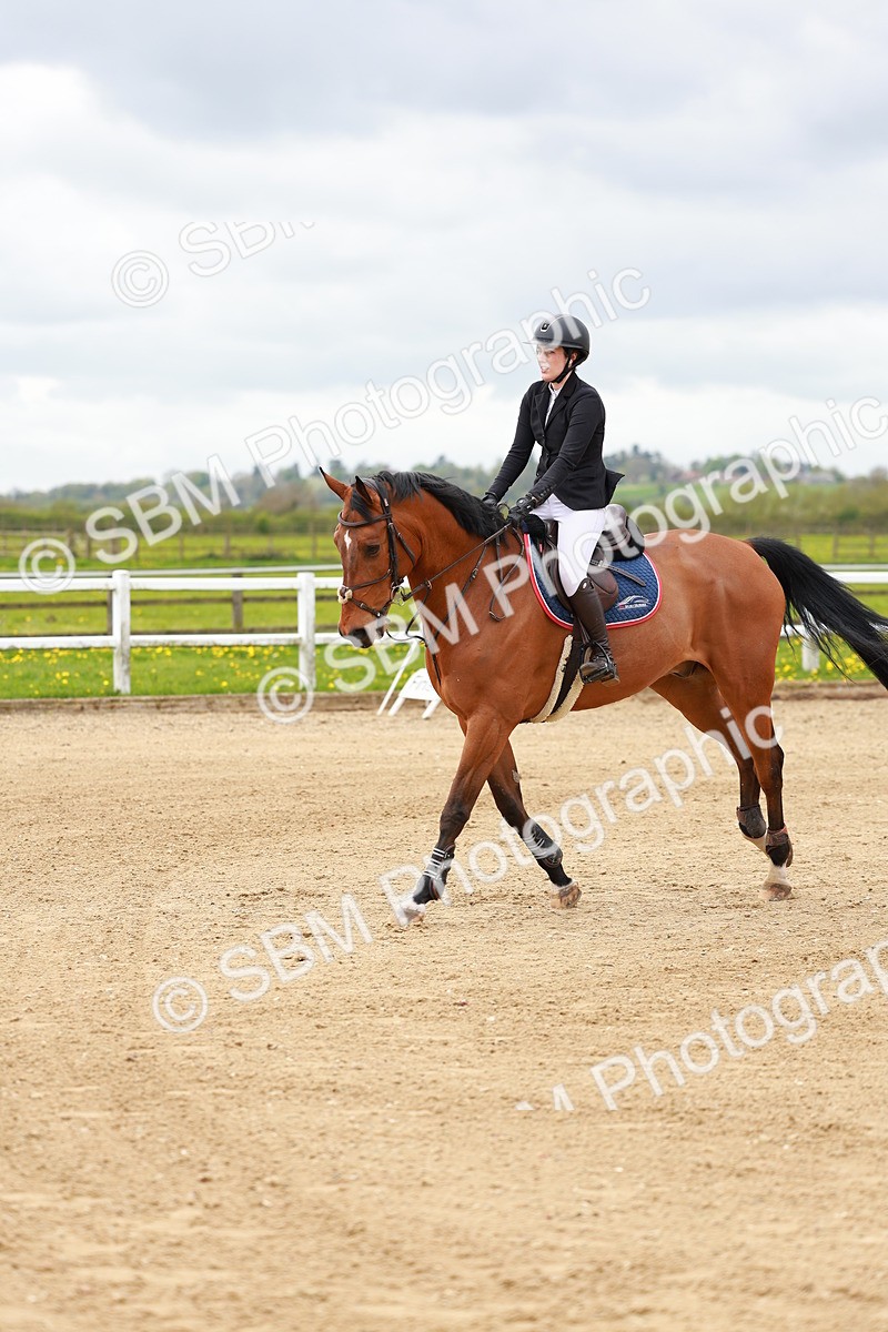 SBM_002276 - Class 10 - Senior Newcomers - 1.10m