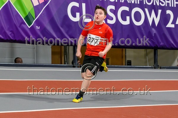 Age26SUN-918885 - Track Male Set One