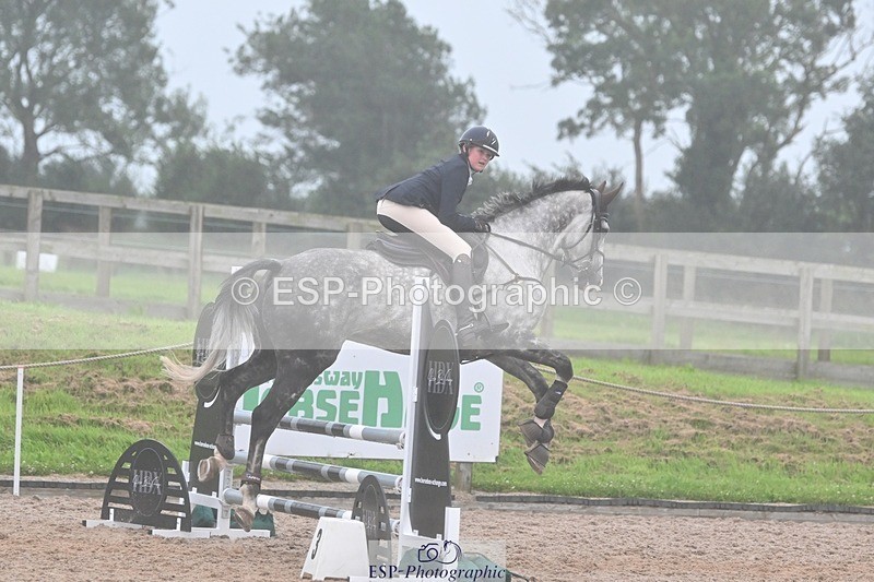 240813-194628-01015 - Classes 7 A&B 90cm