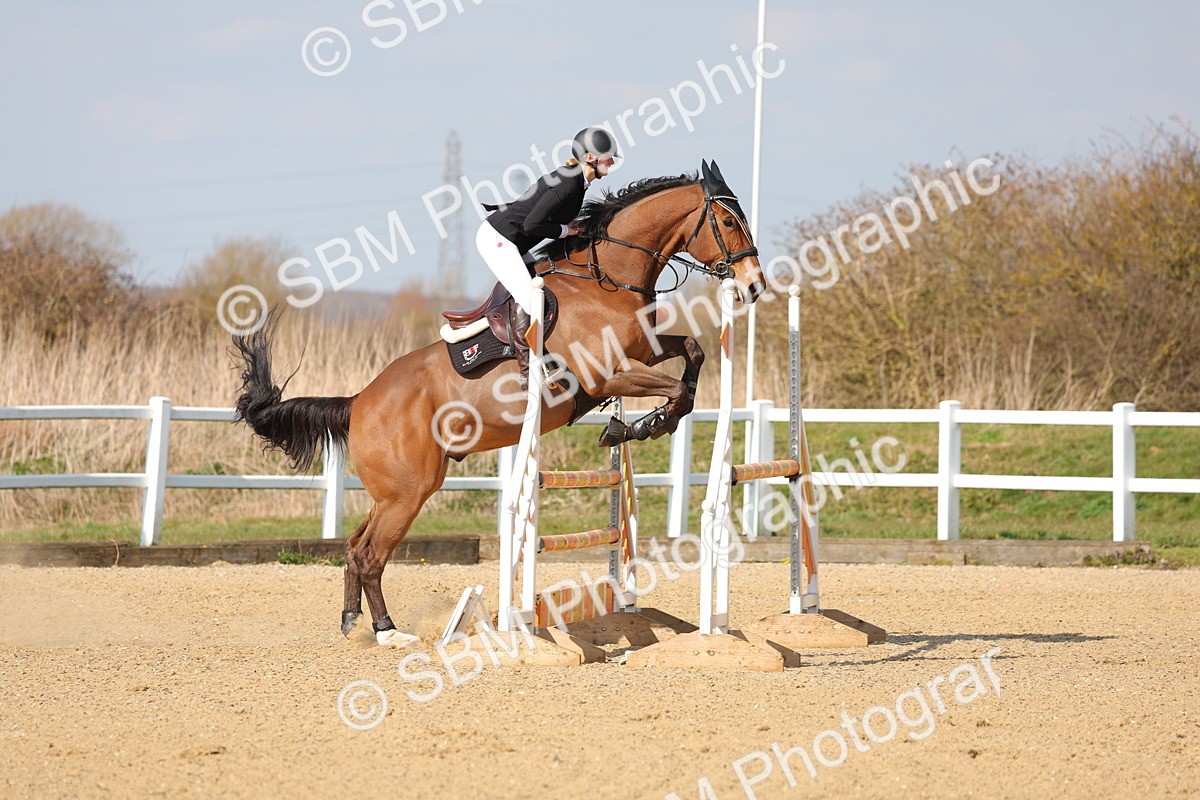 SBM_001439 - Class 4 - Senior Newcomers - 1.10m
