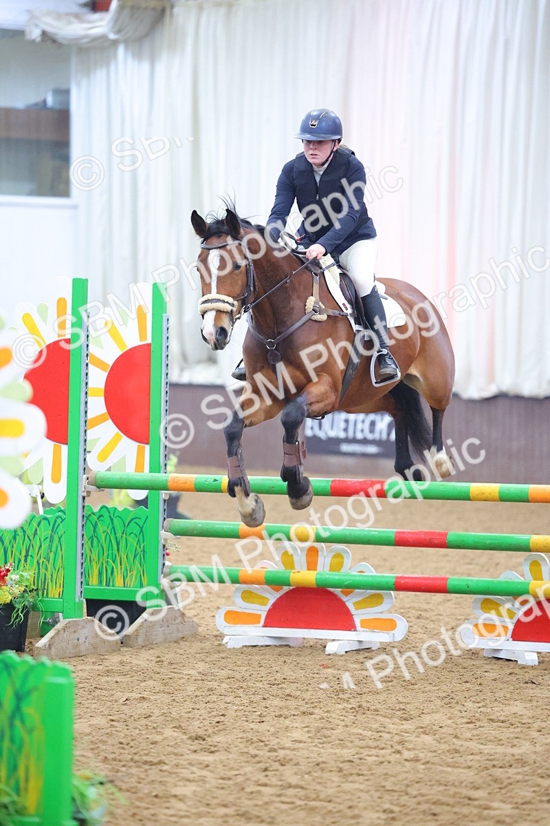 SBM_008325 - Class 21 - Nupafeed Supplements Senior Discovery/ 1m Open - First Round (1.00m)