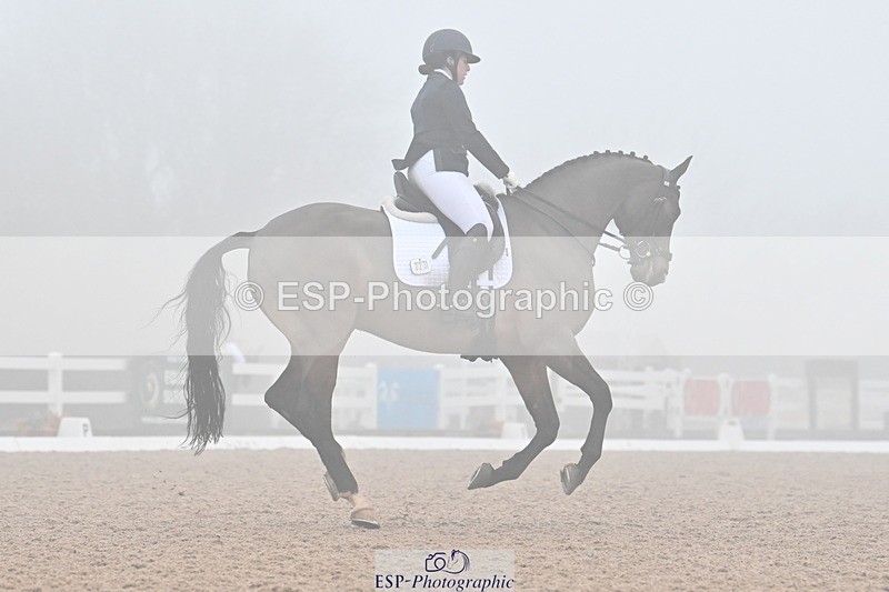 240217A-140253-03337 - 223-Victoria.Hamlyn-White-Kenzo.IV