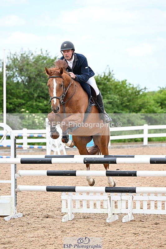 240605A-133310-00575 - Cls 3 Snr 1.05m Open