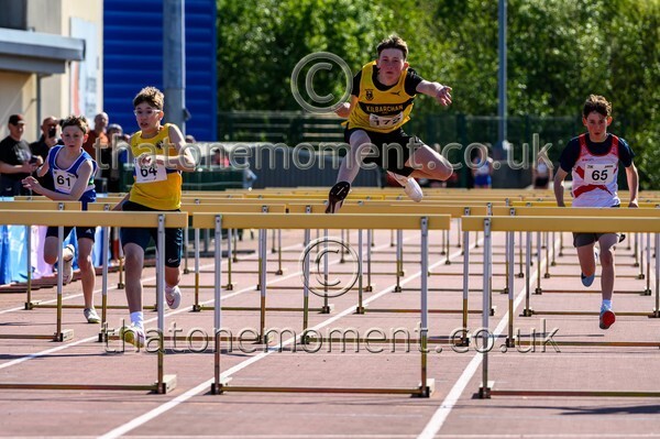 West25Sat-926329 - Track Male