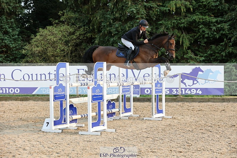 250816A-180219-03247 - Cls 11 Snr Foxhunter