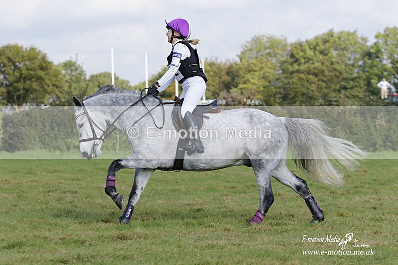  WWHT 171021 3508 - Intermediate Pairs (0.90m)  17/10/21