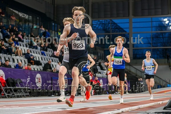 SenInd26-810603 - Track Male Set Two