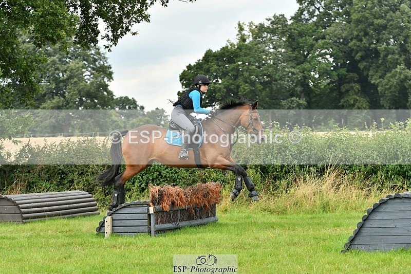 230817-142348-01273 - Theo's 2nd Group - XC