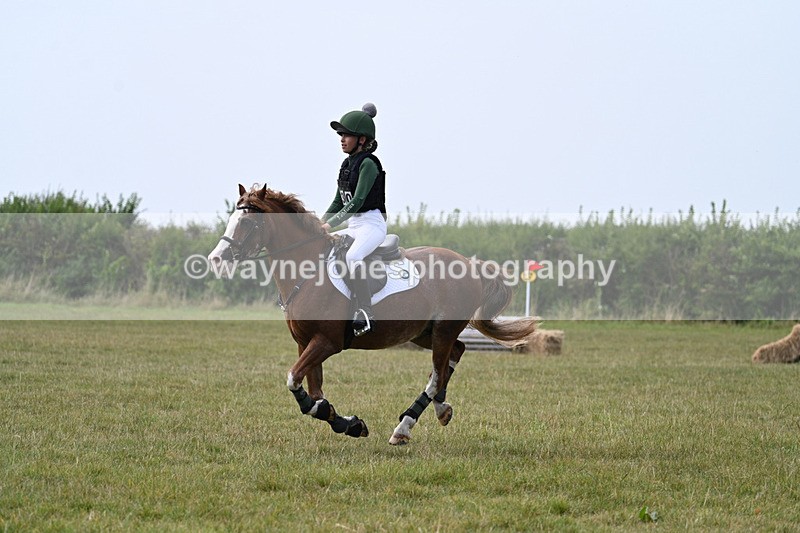 WJ7_7147 - 60cm XC Time 13:22 to 13:53