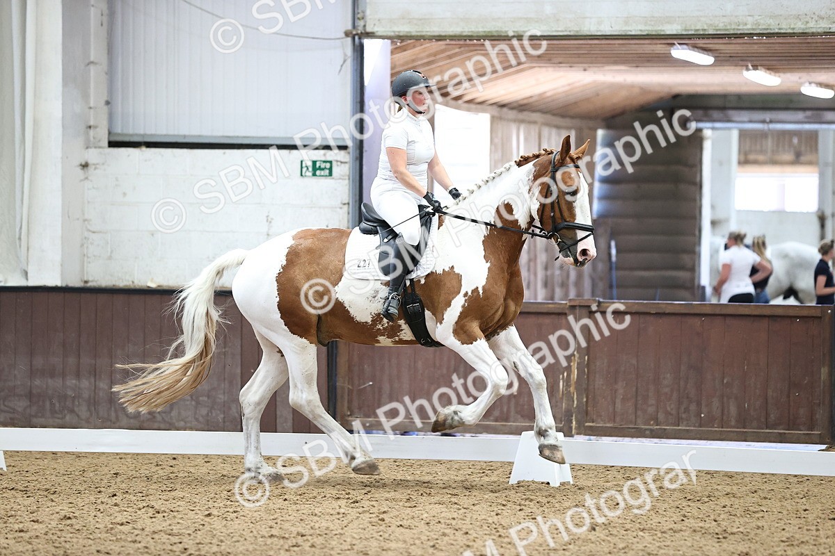 SBM_000948 - Novice 4 Warm Up