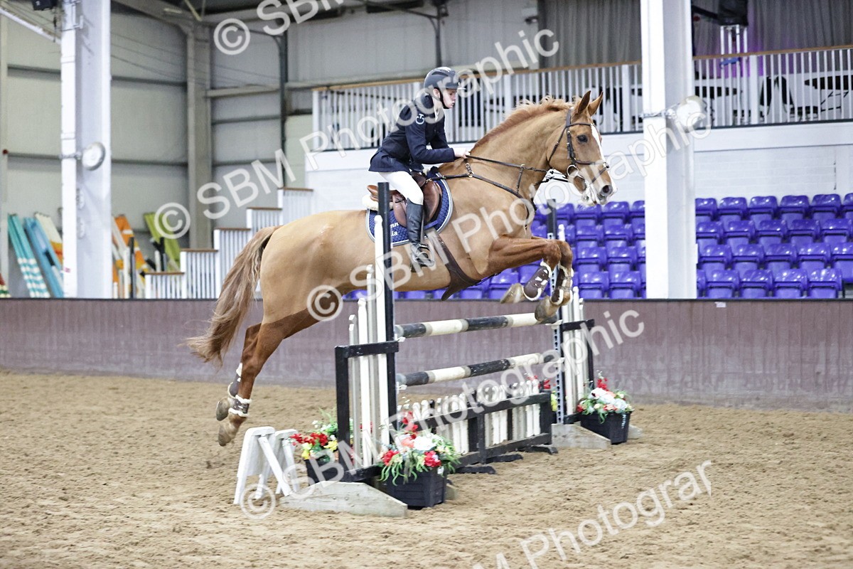 SBM_001317 - Class 4 - Senior Newcomers/ 1.10m Open